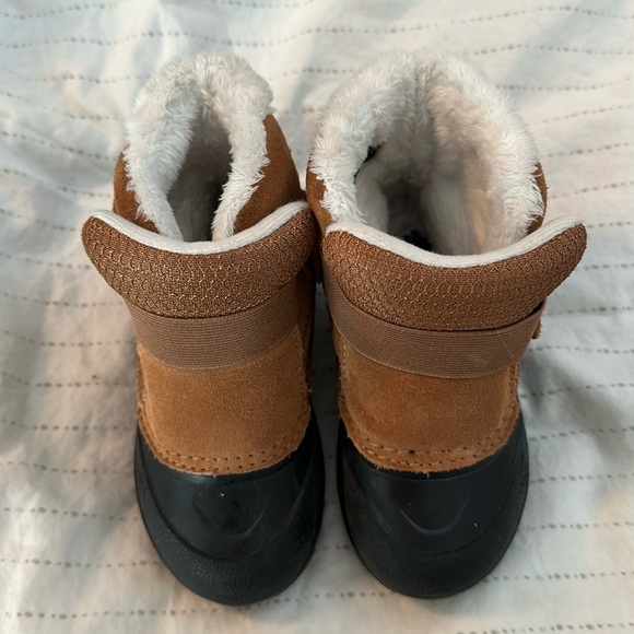 The North Face Other - toddler snow boots